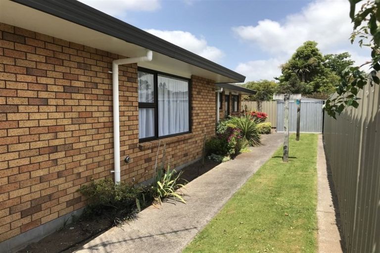 Photo of property in 10a Maire Street, Inglewood, 4330