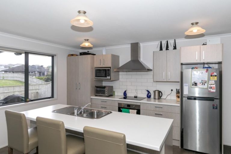 Photo of property in 25 Max Landing, Grandview Heights, Hamilton, 3200