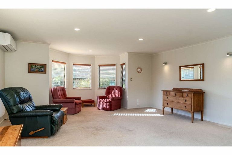 Photo of property in 21a Oakridge Drive, Kerikeri, 0230