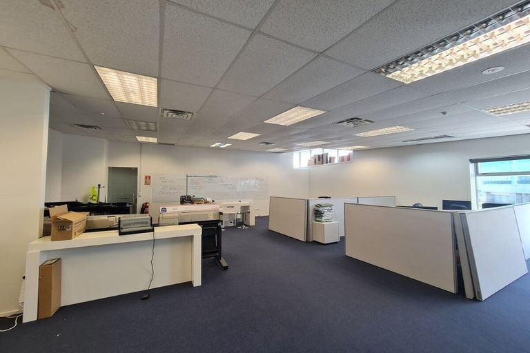 Photo of property in 7 Cooladerry Place, Rosehill, Papakura, 2113