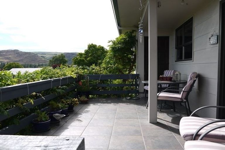 Photo of property in 22a Branxholm Street, Roxburgh, 9500