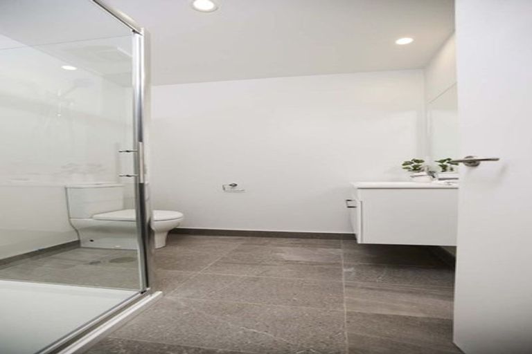 Photo of property in 4/23 Parson Lane, Papatoetoe, Auckland, 2025