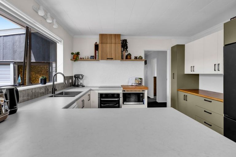 Photo of property in 8 Glamis Avenue, Bell Block, New Plymouth, 4312