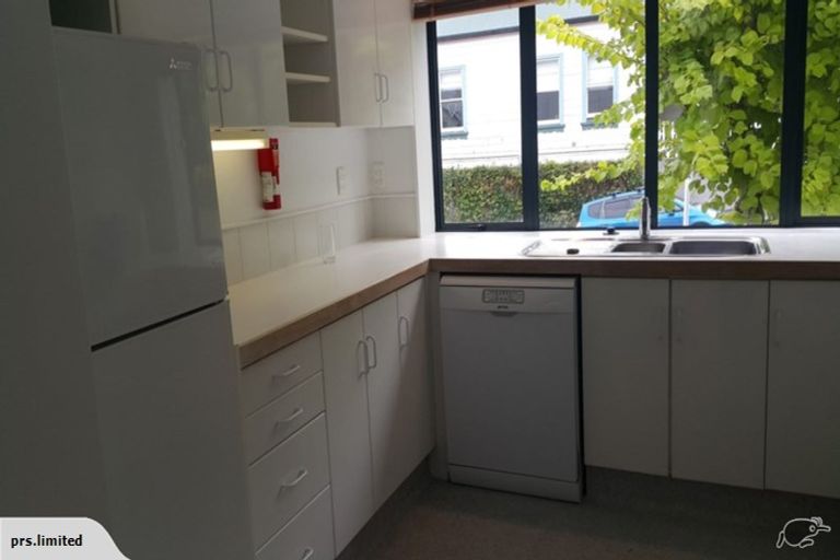 Photo of property in 9/14 Harriett Street, Thorndon, Wellington, 6011