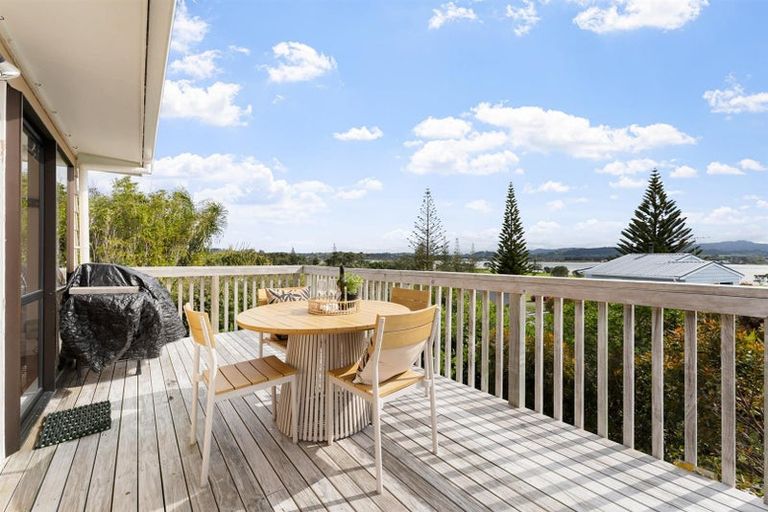 Photo of property in 17 Caroline Heights, Omaha, 0986