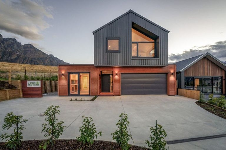 Photo of property in 35 Jack Hanley Drive, Jacks Point, Queenstown, 9371