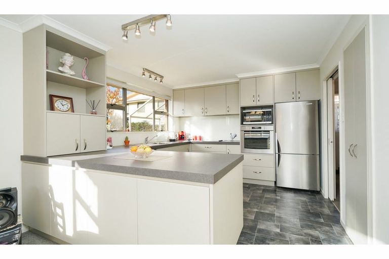 Photo of property in 160 Inglewood Road, Newfield, Invercargill, 9812