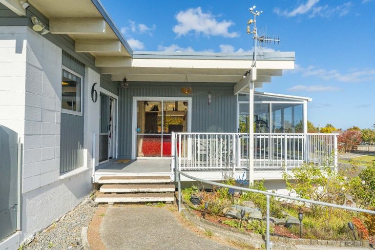 Photo of property in 6 Regents Grove, Richmond Heights, Taupo, 3330