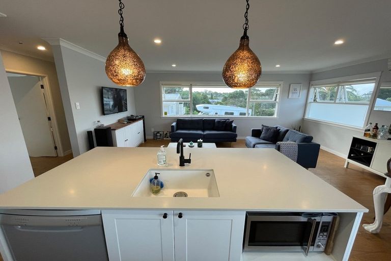 Photo of property in 20 Glendene Avenue, Glendene, Auckland, 0602