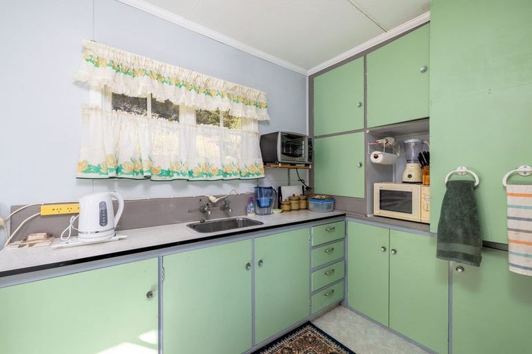 Photo of property in 64 Bayview Road, Charteris Bay, Lyttelton, 8971