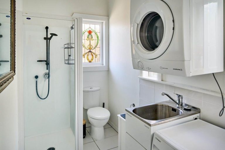 Photo of property in 16 Belvedere Road, Hataitai, Wellington, 6021