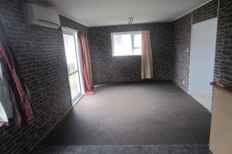 Photo of property in 27 Bell Street, Tawa, Wellington, 5028