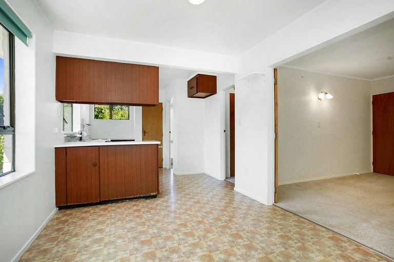 Photo of property in 18 Rossiter Street, Tawa, Wellington, 5028