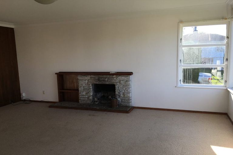 Photo of property in 16 Linley Place, Hillcrest, Auckland, 0627