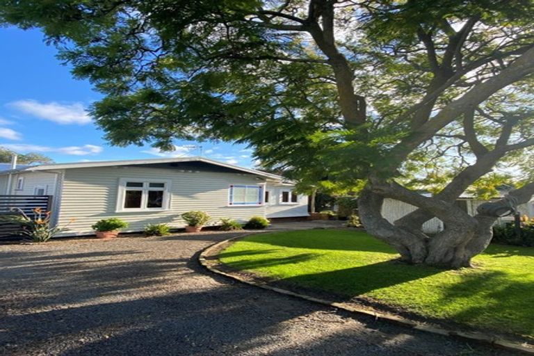 Photo of property in 14 Lawrence Road, Hospital Hill, Napier, 4110