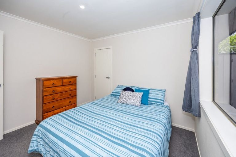 Photo of property in 17 Whitford Place, Rototuna North, Hamilton, 3210