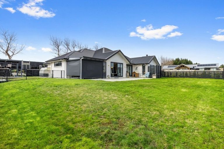 Photo of property in 10 Maggie Place, Te Kauwhata, 3710