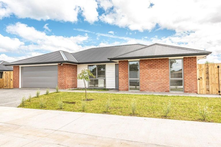 Photo of property in 23 Egmont Street, Castlecliff, Whanganui, 4501