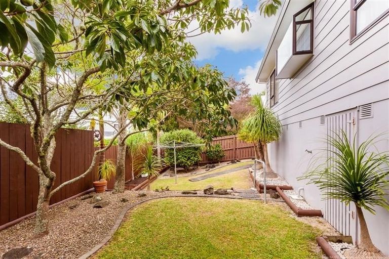 Photo of property in 63 Hassan Drive, Massey, Auckland, 0614