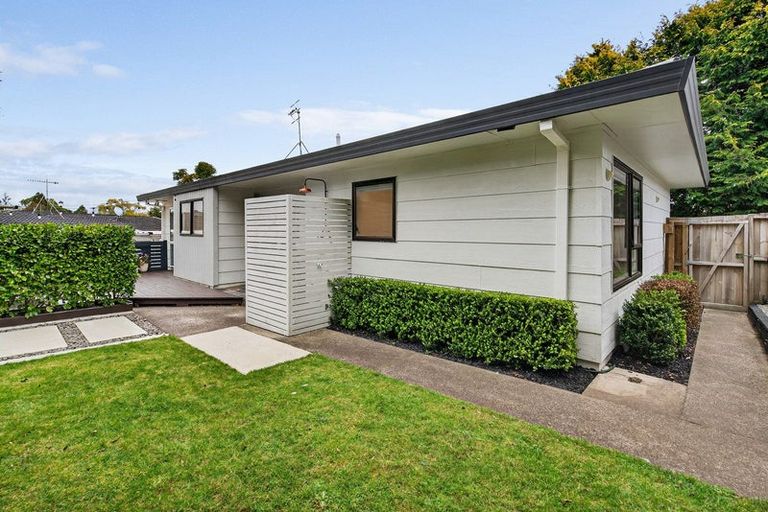 Photo of property in 14b Pokapu Place, Bethlehem, Tauranga, 3110