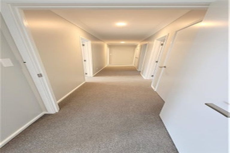 Photo of property in 40 Empire Crescent, Papamoa, 3118