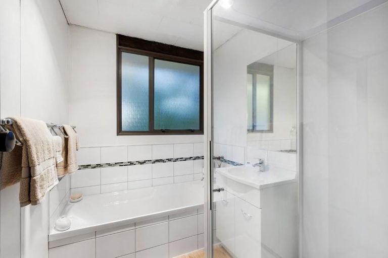 Photo of property in 18 Hersham Place, Bromley, Christchurch, 8062