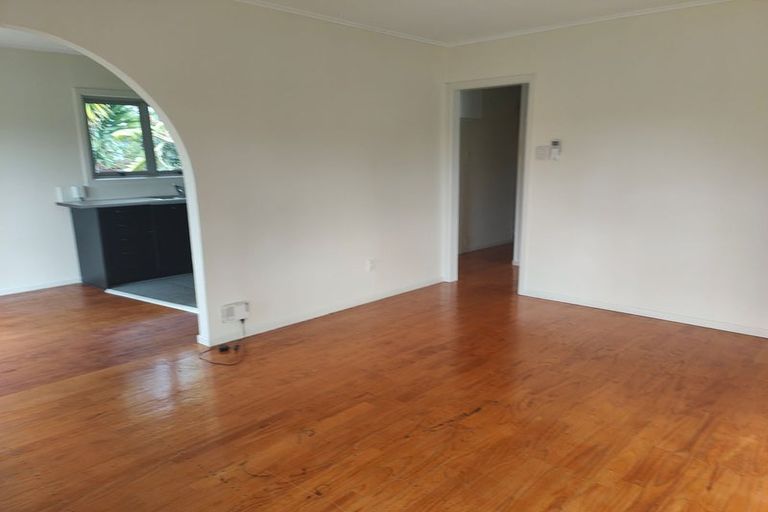 Photo of property in 38 Durham Street, Te Atatu Peninsula, Auckland, 0610