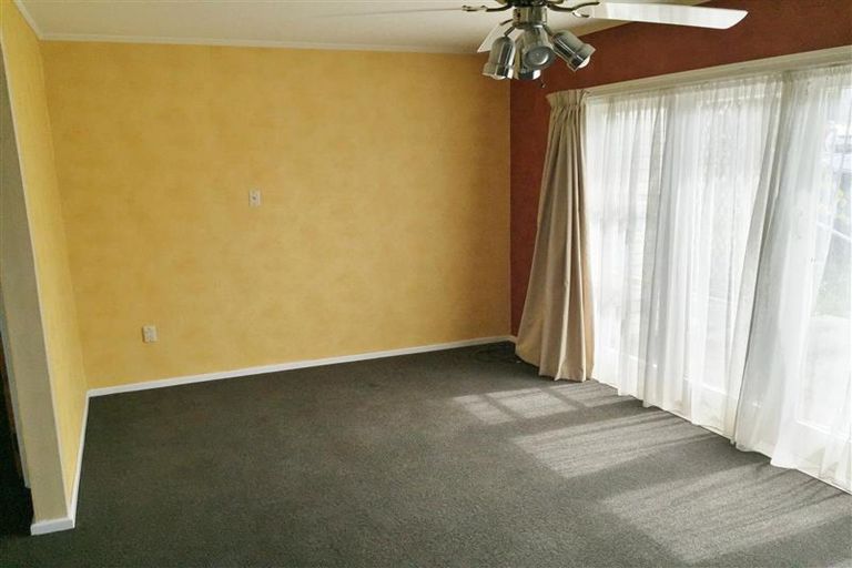 Photo of property in 16 Puriri Road, Manurewa, Auckland, 2102