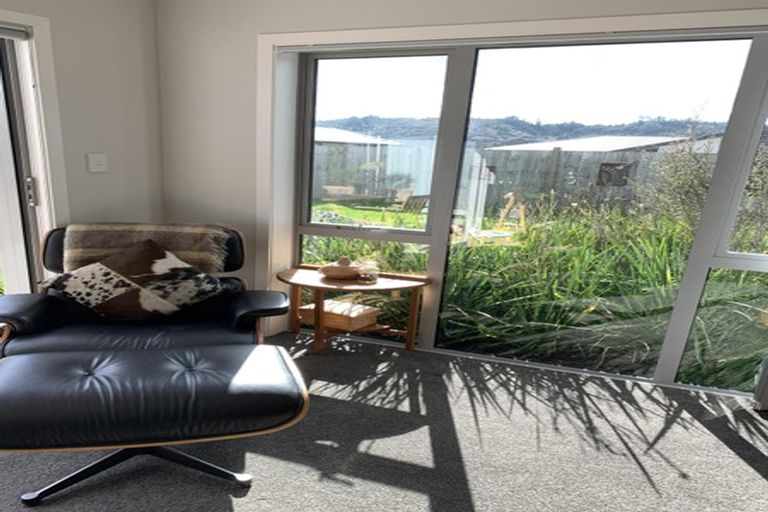 Photo of property in 10 Tilly Lane, Huapai, Kumeu, 0810