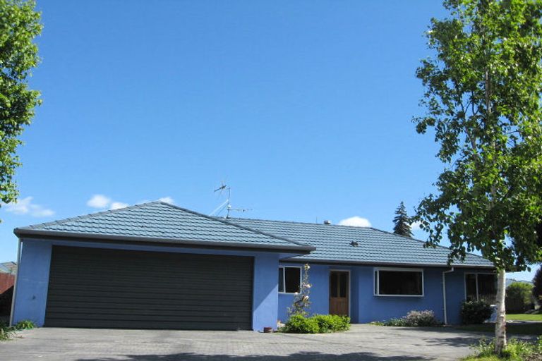 Photo of property in 8 Vining Crescent, Stoke, Nelson, 7011