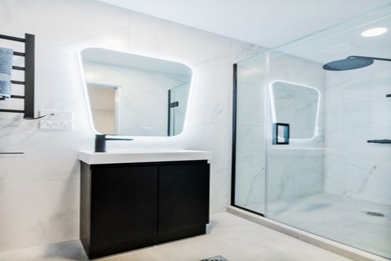 Photo of property in 10/3 Matuhi Rise, Henderson, Auckland, 0612