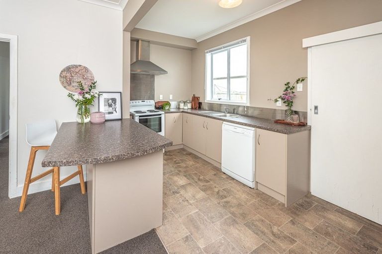 Photo of property in 16 Kawakawa Street, Whanganui East, Whanganui, 4500