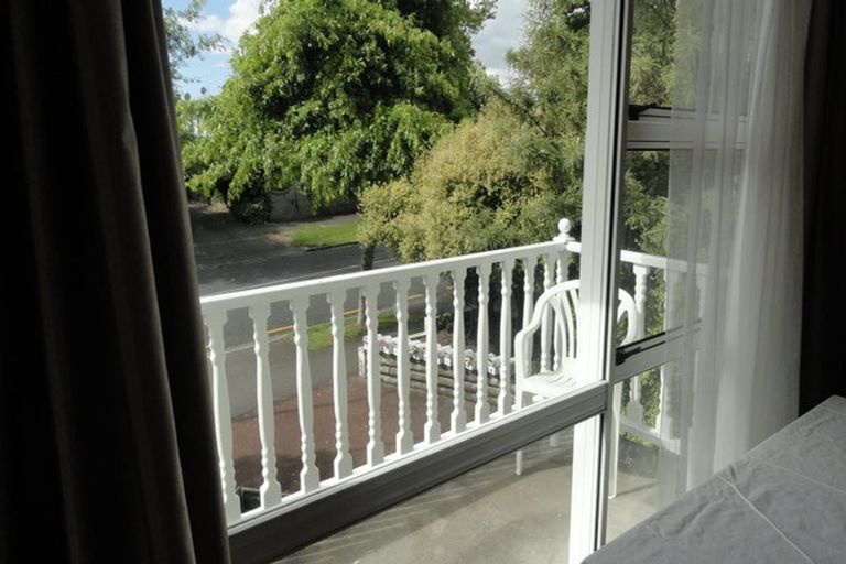 Photo of property in 12 Wellington Street, Hamilton East, Hamilton, 3216