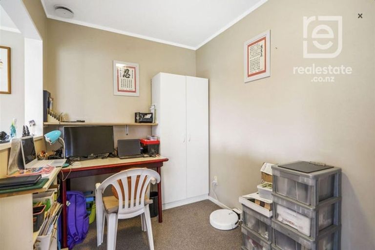 Photo of property in 17 Mews Place, Forest Lake, Hamilton, 3200