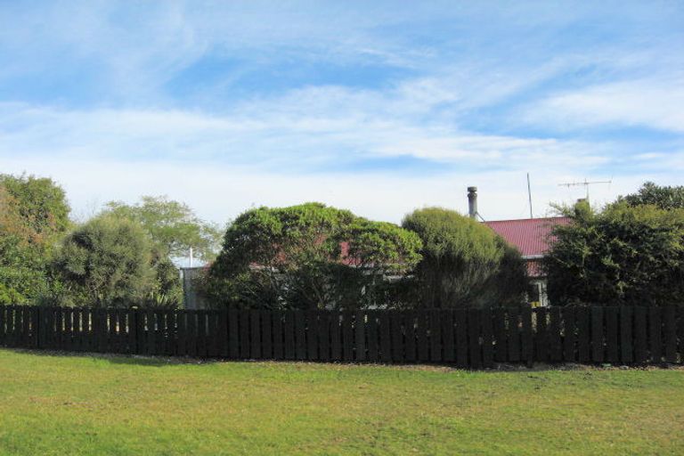 Photo of property in 34 Burnett Street, Kakanui, Oamaru, 9495