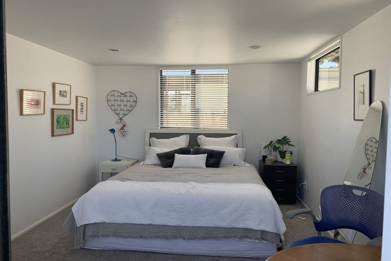 Photo of property in 1/12 Craig Road, Milford, Auckland, 0620