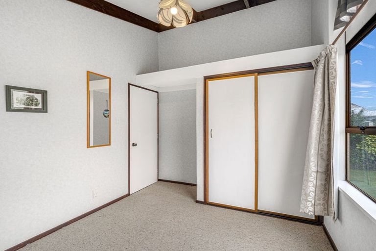 Photo of property in 17 Akepiro Place, Tawhero, Whanganui, 4501