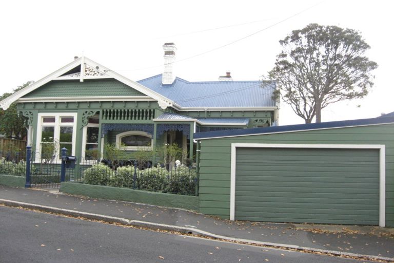 Photo of property in 10 Belgrave Crescent, Kaikorai, Dunedin, 9010