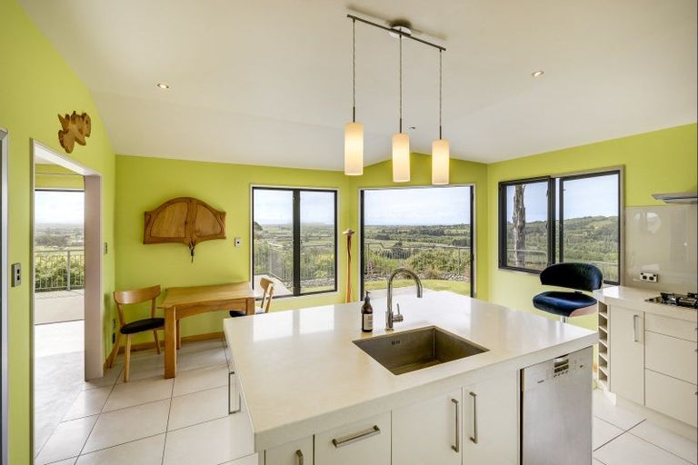 Photo of property in 48 Mclean Road, Havelock North, 4294