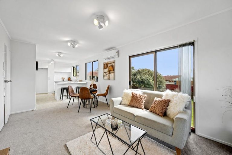 Photo of property in 20a Mckinstry Avenue, Mangere East, Auckland, 2024