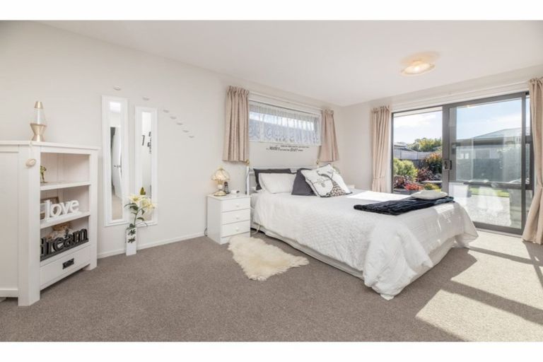 Photo of property in 5 Kestrel Place, Woolston, Christchurch, 8023