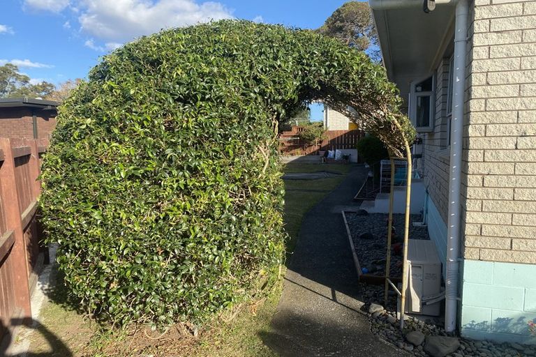 Photo of property in 12b Corolu Place, Conifer Grove, Takanini, 2112