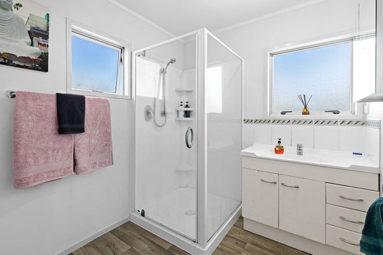 Photo of property in 9 Kauri Crescent, Snells Beach, 0920