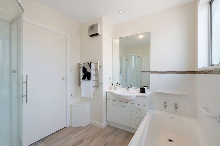 Photo of property in 1/8b Meadow Street, Papanui, Christchurch, 8052