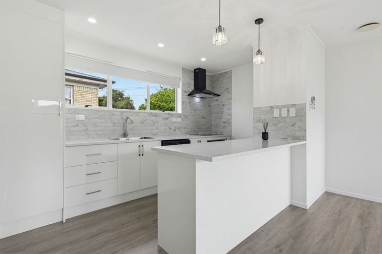 Photo of property in 1/5 Royal Arch Place, Rosehill, Papakura, 2113