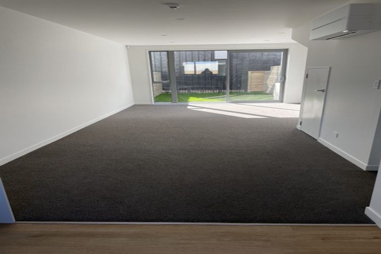 Photo of property in 23 John Street, Stokes Valley, Lower Hutt, 5019