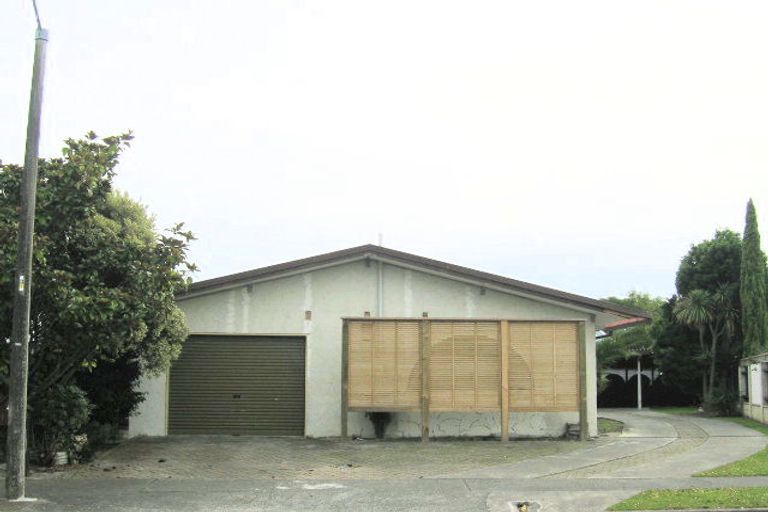 Photo of property in 35 Mckeefry Avenue, Greenmeadows, Napier, 4112