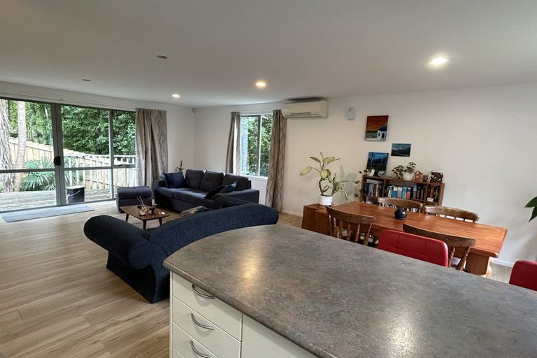 Photo of property in 13b Miriam Corban Heights, Henderson, Auckland, 0612