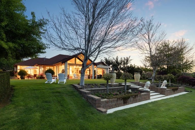 Photo of property in 21 Grace James Road, Pukekohe, 2120