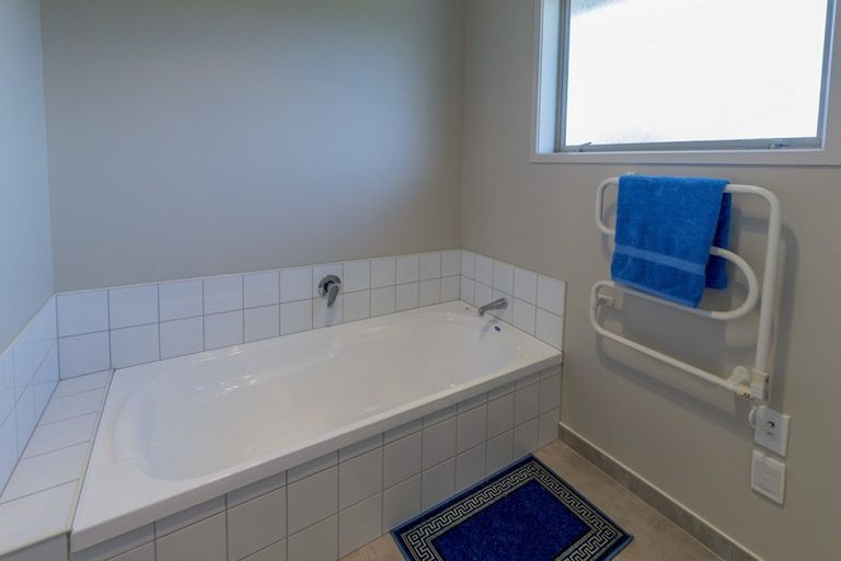 Photo of property in 11c Alexander Place, Otaki, 5512